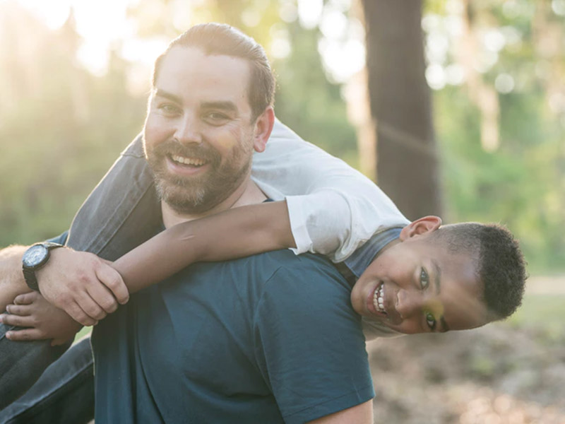 A father picked his kid 